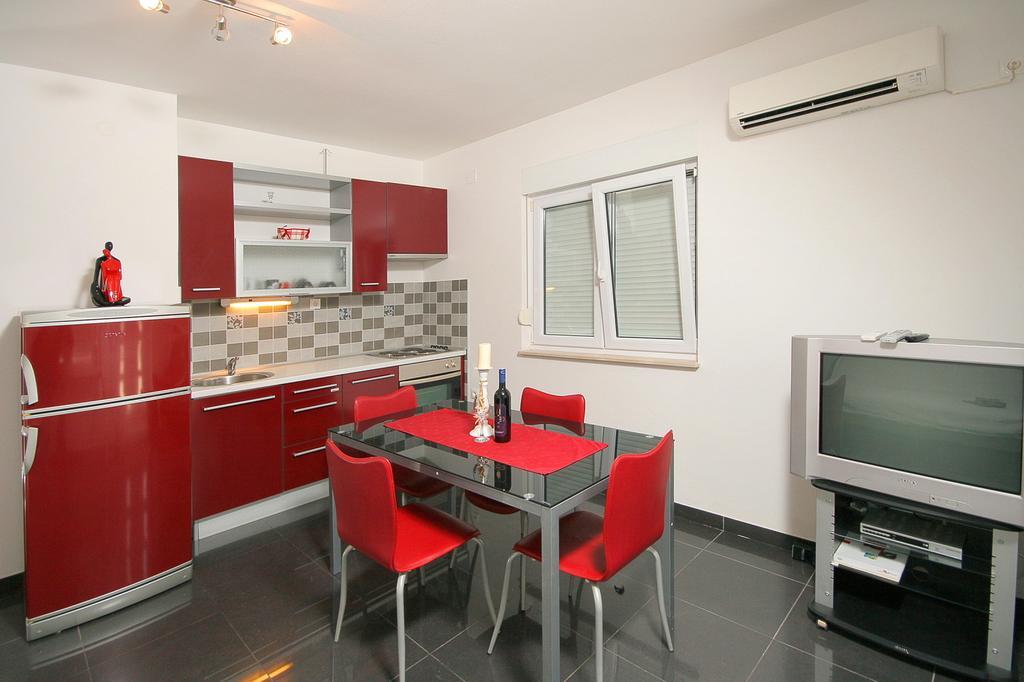Apartments Parcela Seget Vranjica Zimmer foto