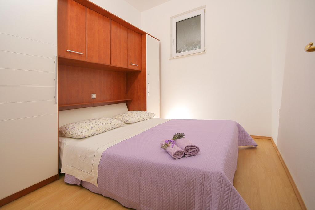 Apartments Parcela Seget Vranjica Zimmer foto