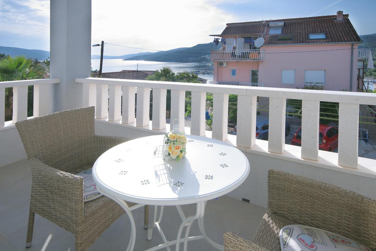 Apartments Parcela Seget Vranjica Exterior foto